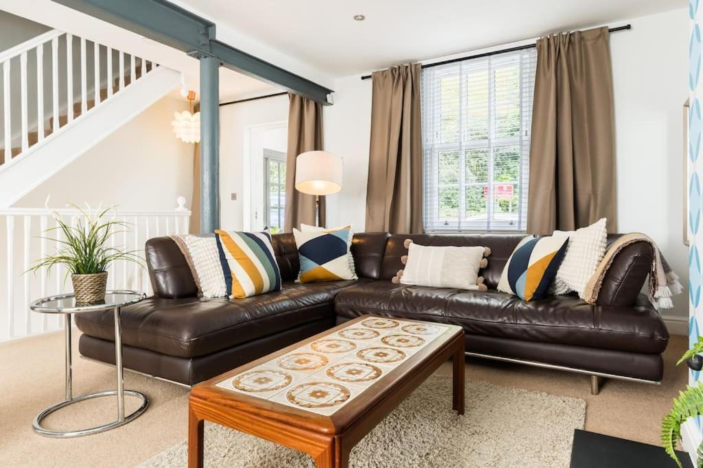 Fabulous Malvern Townhouse غْريت مالفيرن المظهر الخارجي الصورة