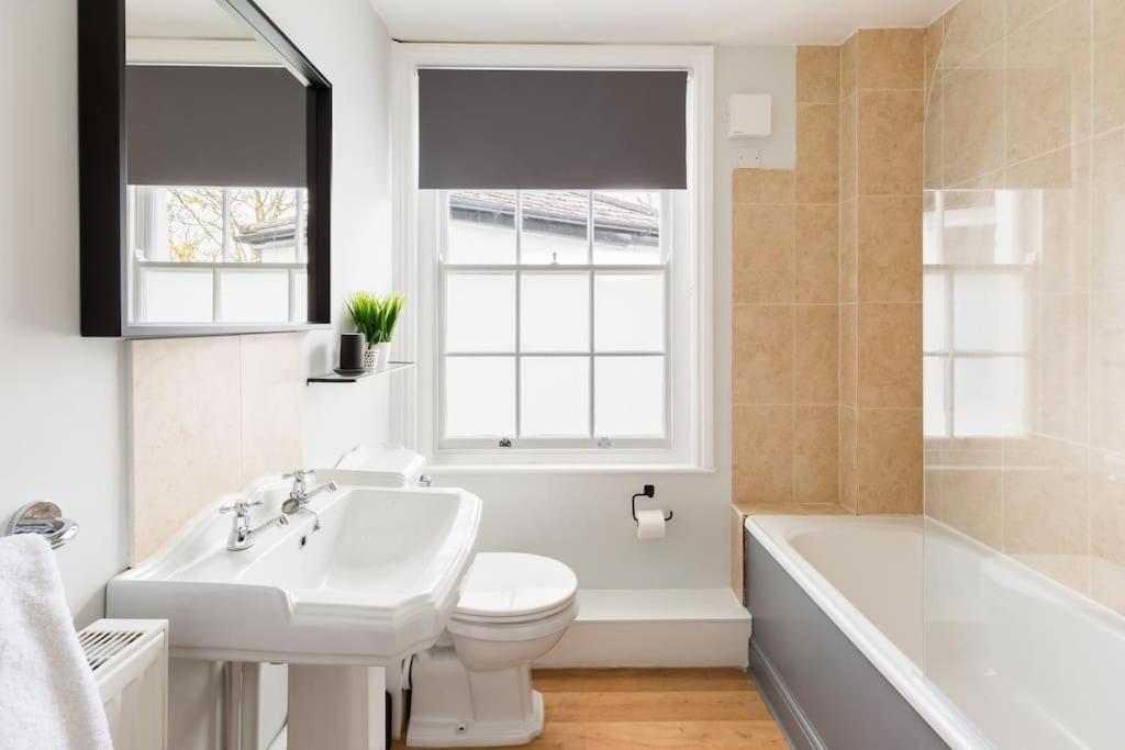 Fabulous Malvern Townhouse غْريت مالفيرن المظهر الخارجي الصورة