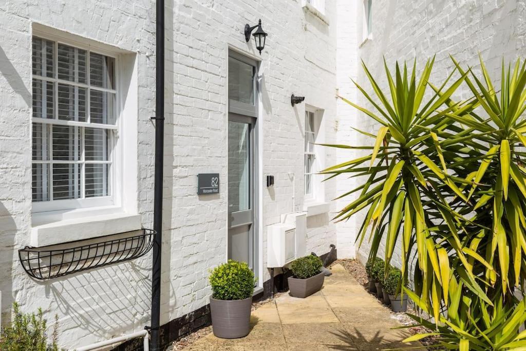 Fabulous Malvern Townhouse غْريت مالفيرن المظهر الخارجي الصورة
